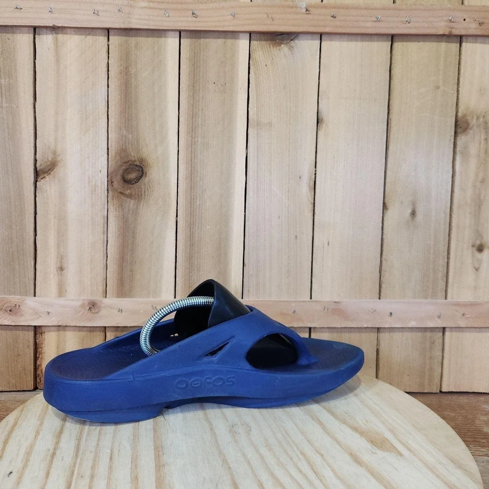 Oofos OOriginal Sandals Mens 11 Blue Thong Flip Flop Cushioned Slip On Comfort